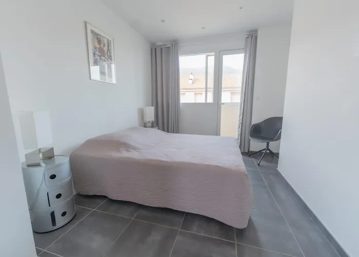 Magnifique F3 Les Pieds Dans L'eau. Apartment