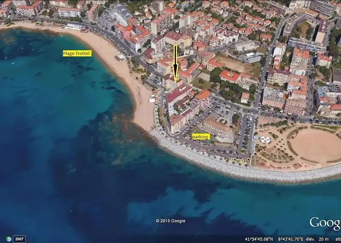 Apartment Magnifique F3 Les Pieds Dans L'eau. Ajaccio (Corsica)